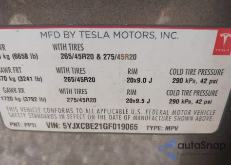 2016 Tesla Model X z USA, uszkodzony, nr VIN 5YJXCBE21GF019065